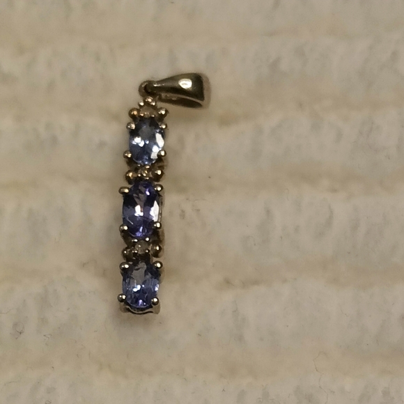 Premium Tanzanite Pendant - Picture 3 of 5
